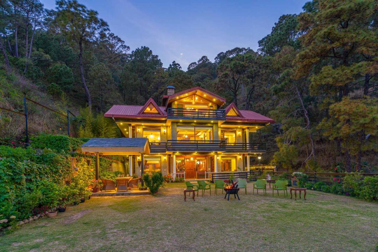 Stayvista At Floradale W Jacuzzi & Wood-Fire Pizza Kasauli Εξωτερικό φωτογραφία