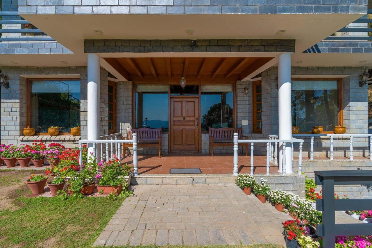 Stayvista At Floradale W Jacuzzi & Wood-Fire Pizza Kasauli Εξωτερικό φωτογραφία