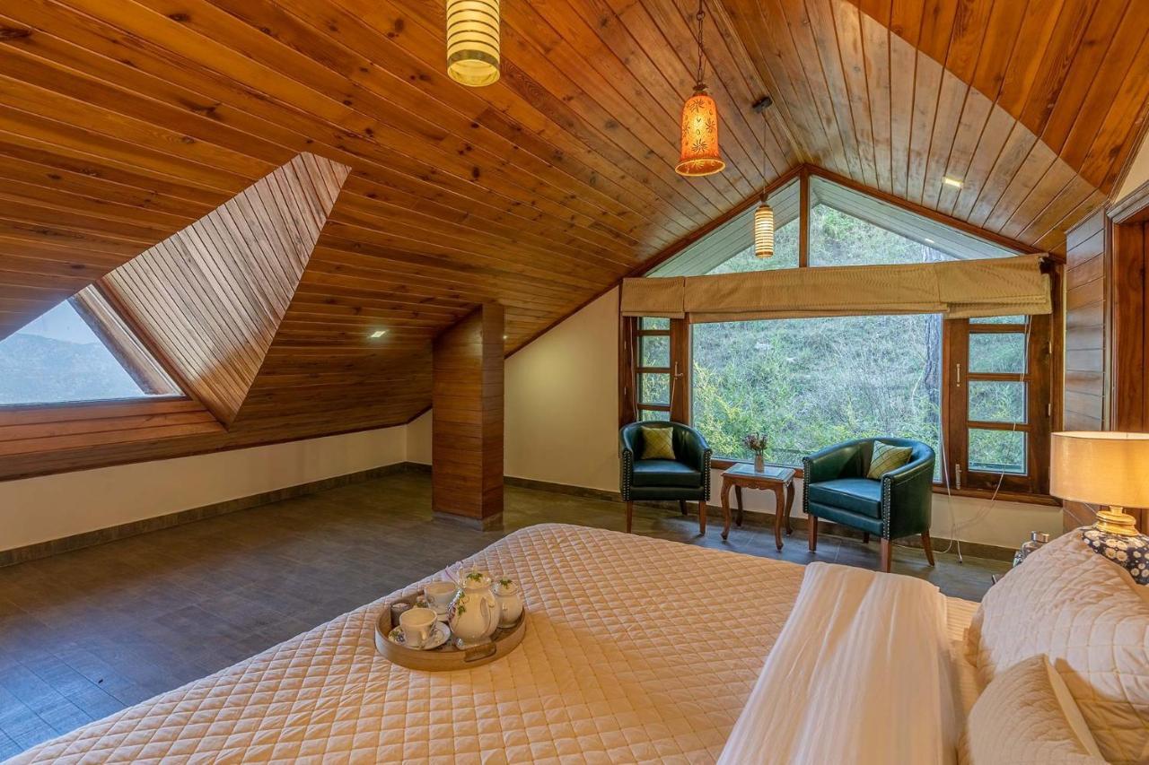 Stayvista At Floradale W Jacuzzi & Wood-Fire Pizza Kasauli Εξωτερικό φωτογραφία